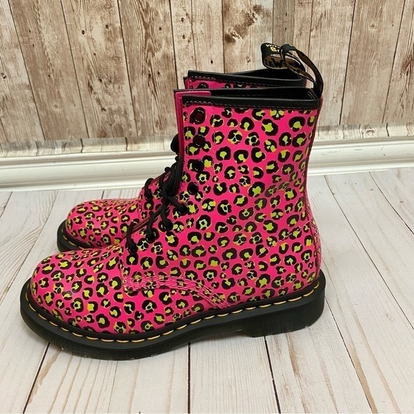 Dr. Martens 1460 Smooth Leather Leopard Print Combat Boots Size 7 Women - Picture 5 of 14